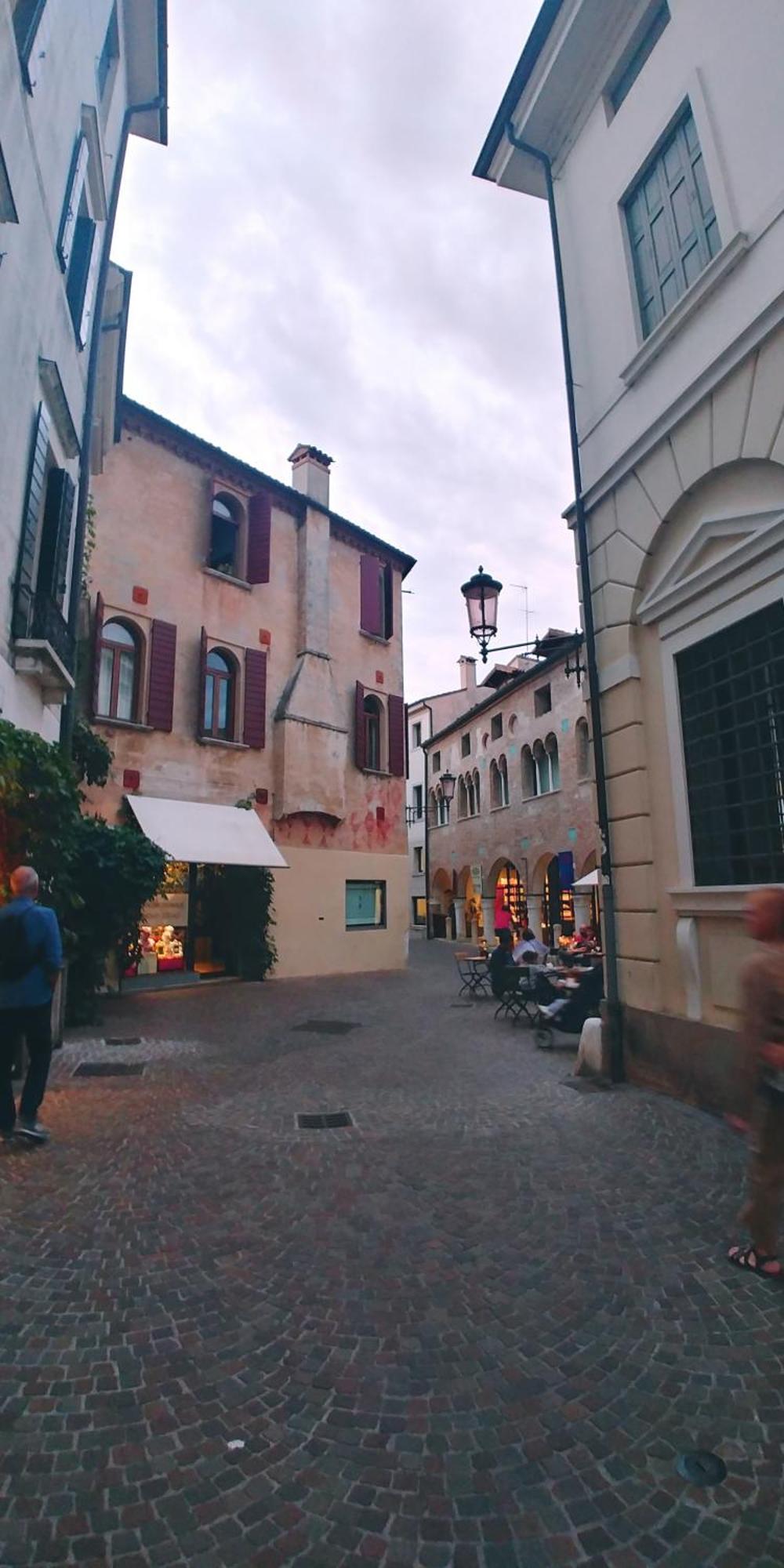 Ampi Spazi, A Piedi In Centro. Apartamento Treviso Exterior foto
